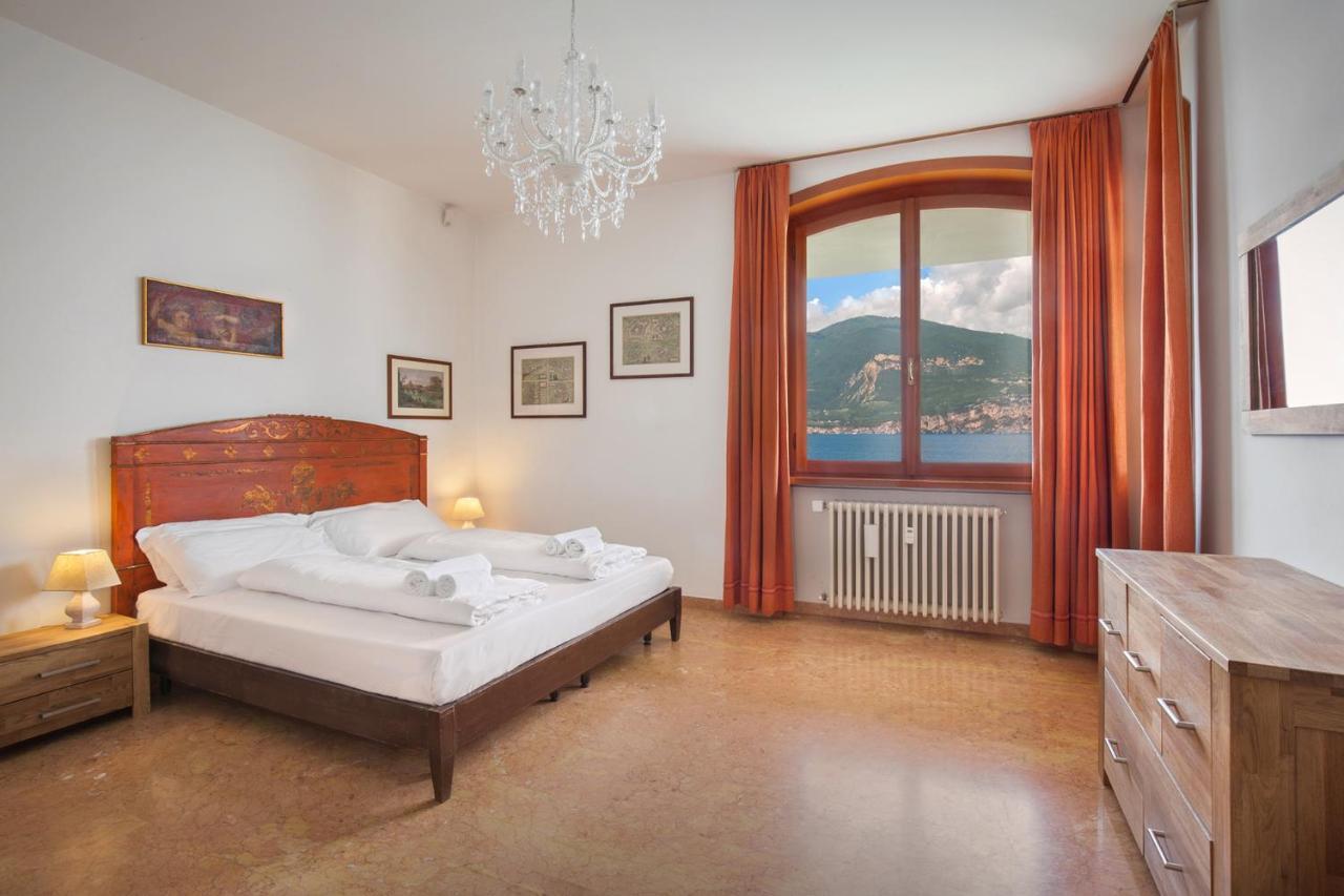 Villa Francesca-Grande Appartamento In Riva Al Lago Brenzone sul Garda Εξωτερικό φωτογραφία