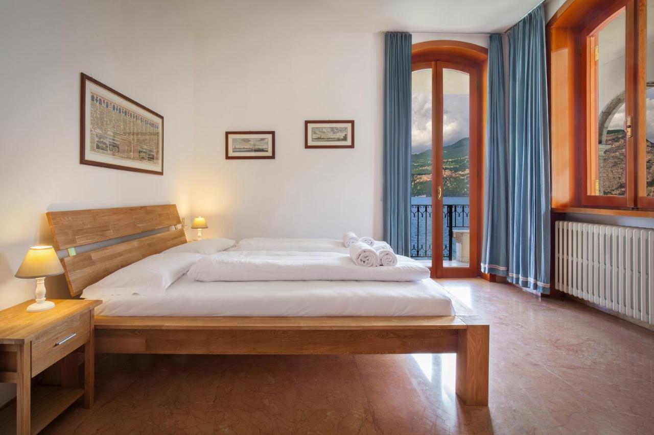 Villa Francesca-Grande Appartamento In Riva Al Lago Brenzone sul Garda Εξωτερικό φωτογραφία