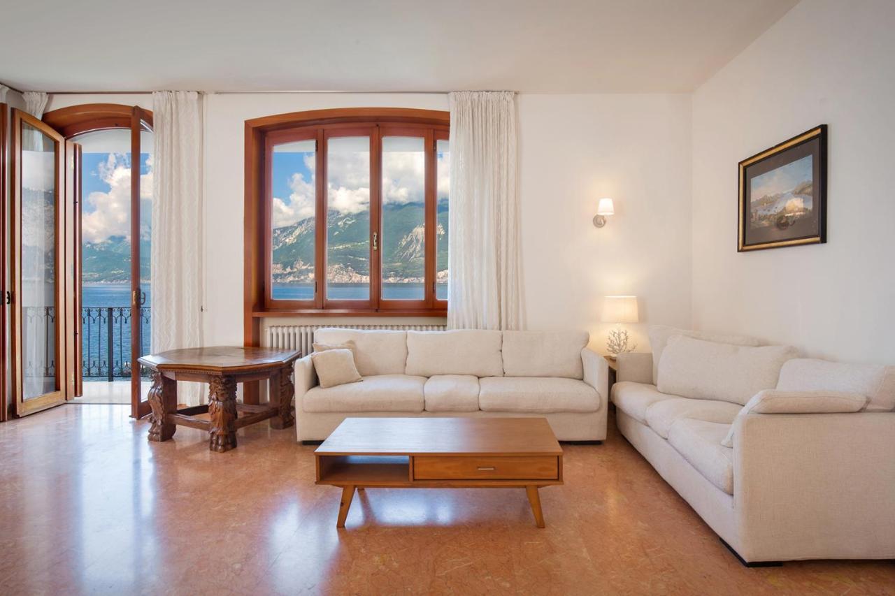 Villa Francesca-Grande Appartamento In Riva Al Lago Brenzone sul Garda Εξωτερικό φωτογραφία